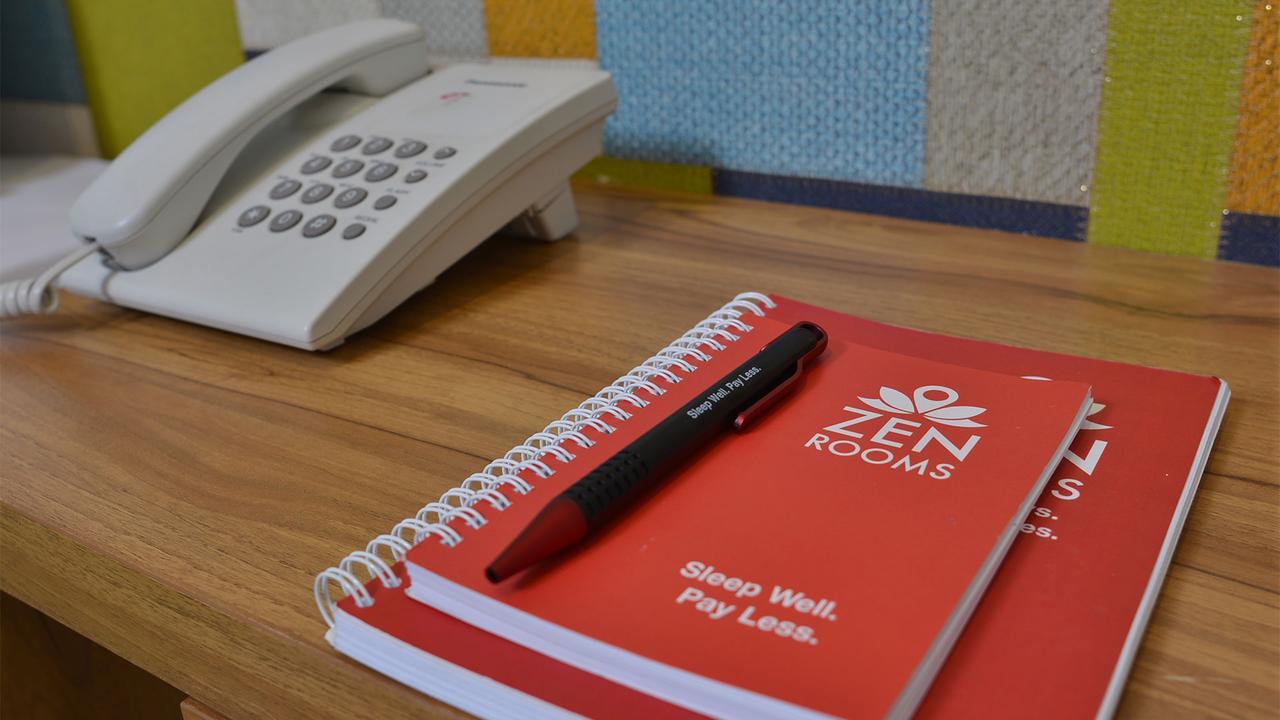 Zen Rooms Kuta Tuban Suites Εξωτερικό φωτογραφία
