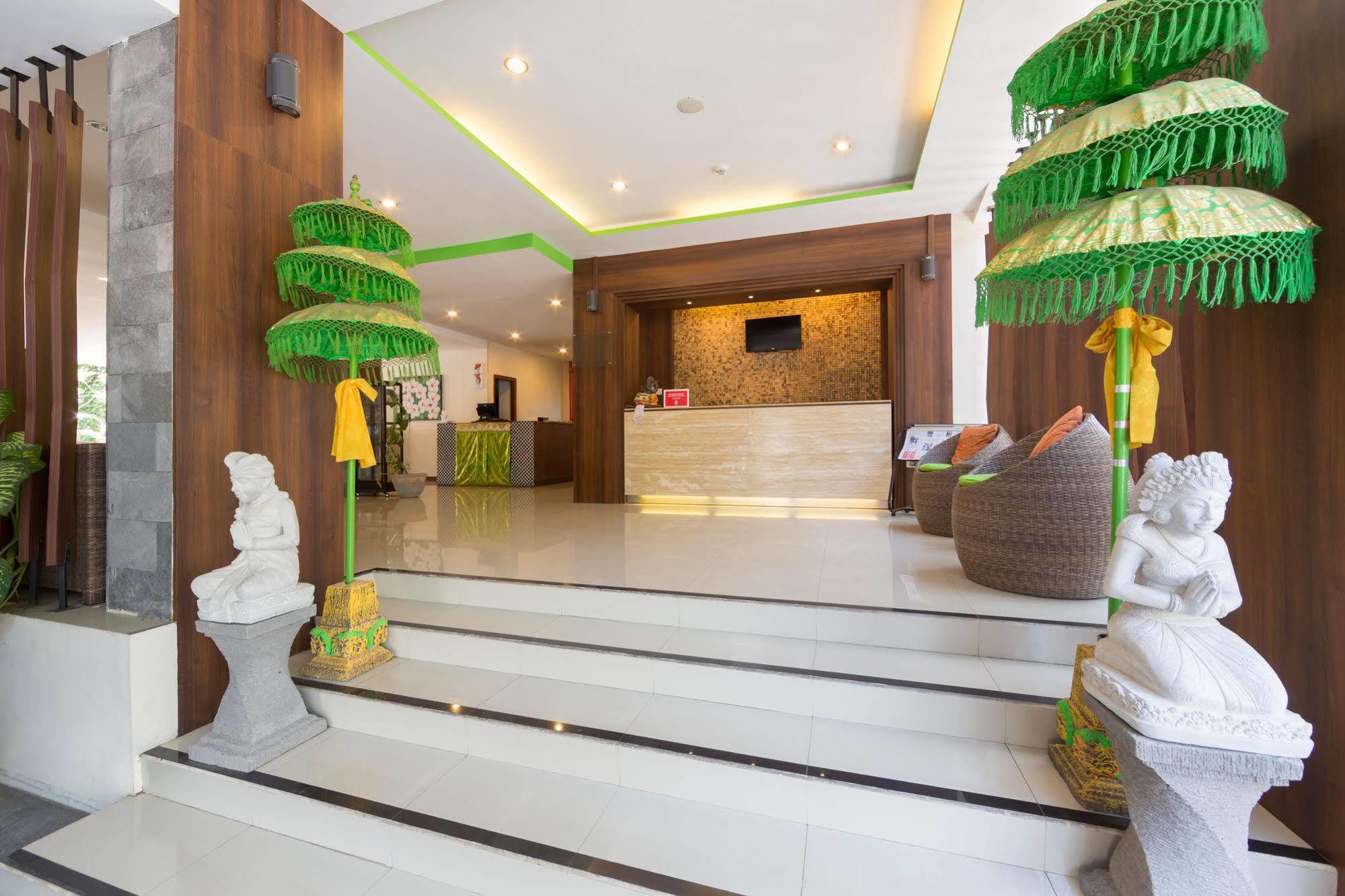 Zen Rooms Kuta Tuban Suites Εξωτερικό φωτογραφία
